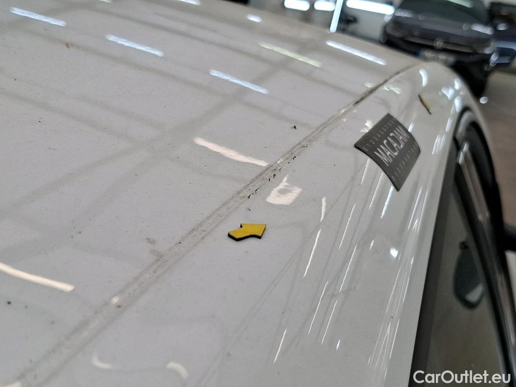  Renault  Megane  IV Berline 5pt. Société Air Nav 1.5 dCi 90CV BVM6 E6 #21