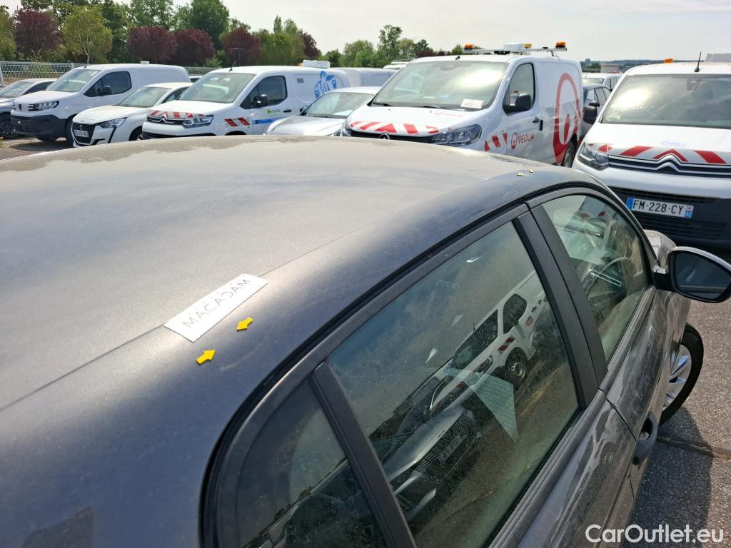  Peugeot  208  Premium 1.5 HDi 100CV BVM6 E6d #17