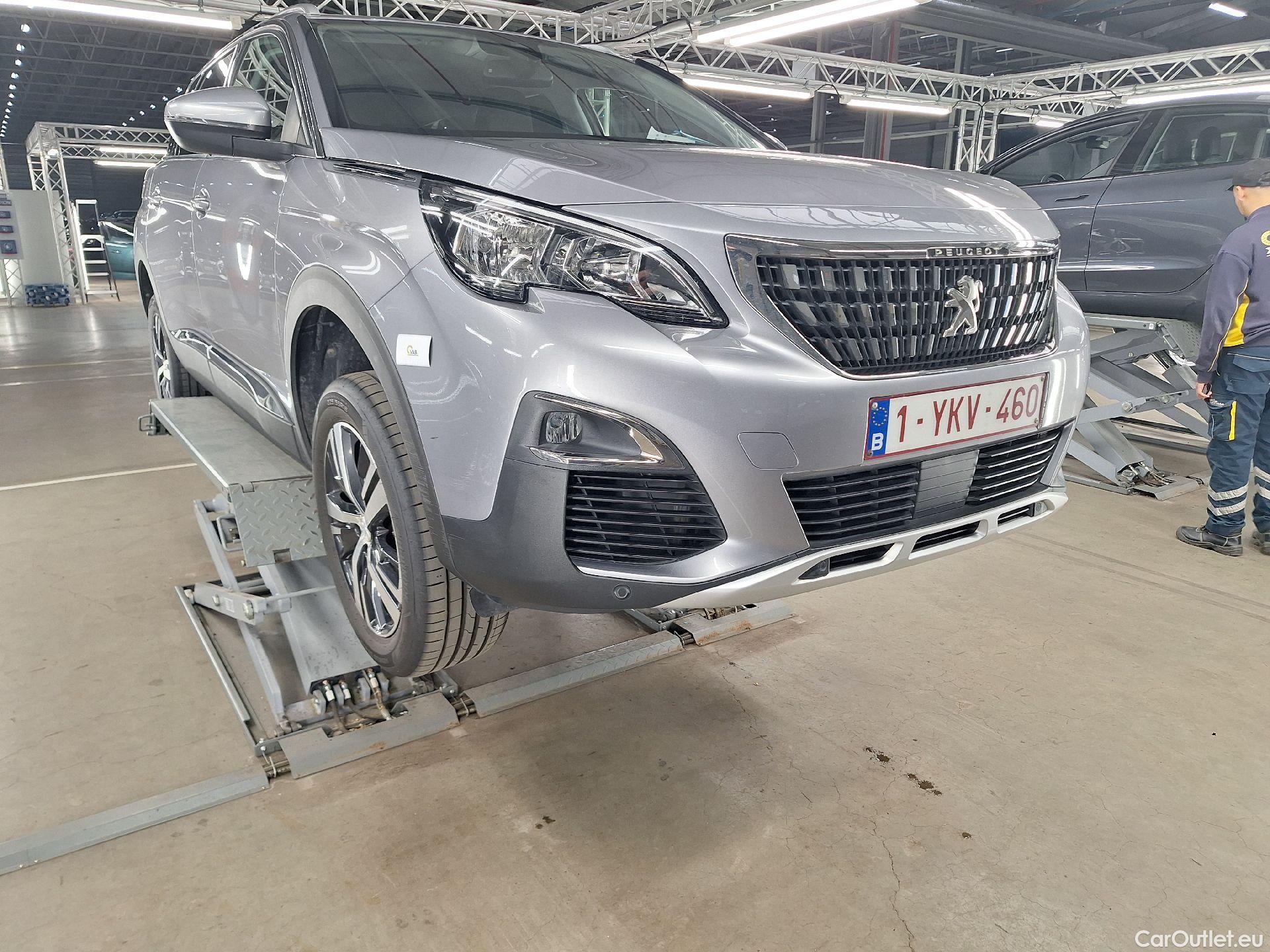  Peugeot  5008 Peugeot,  '16, Peugeot  1.5 BlueHDi 96kW S&S Allure 5d 7pl #1