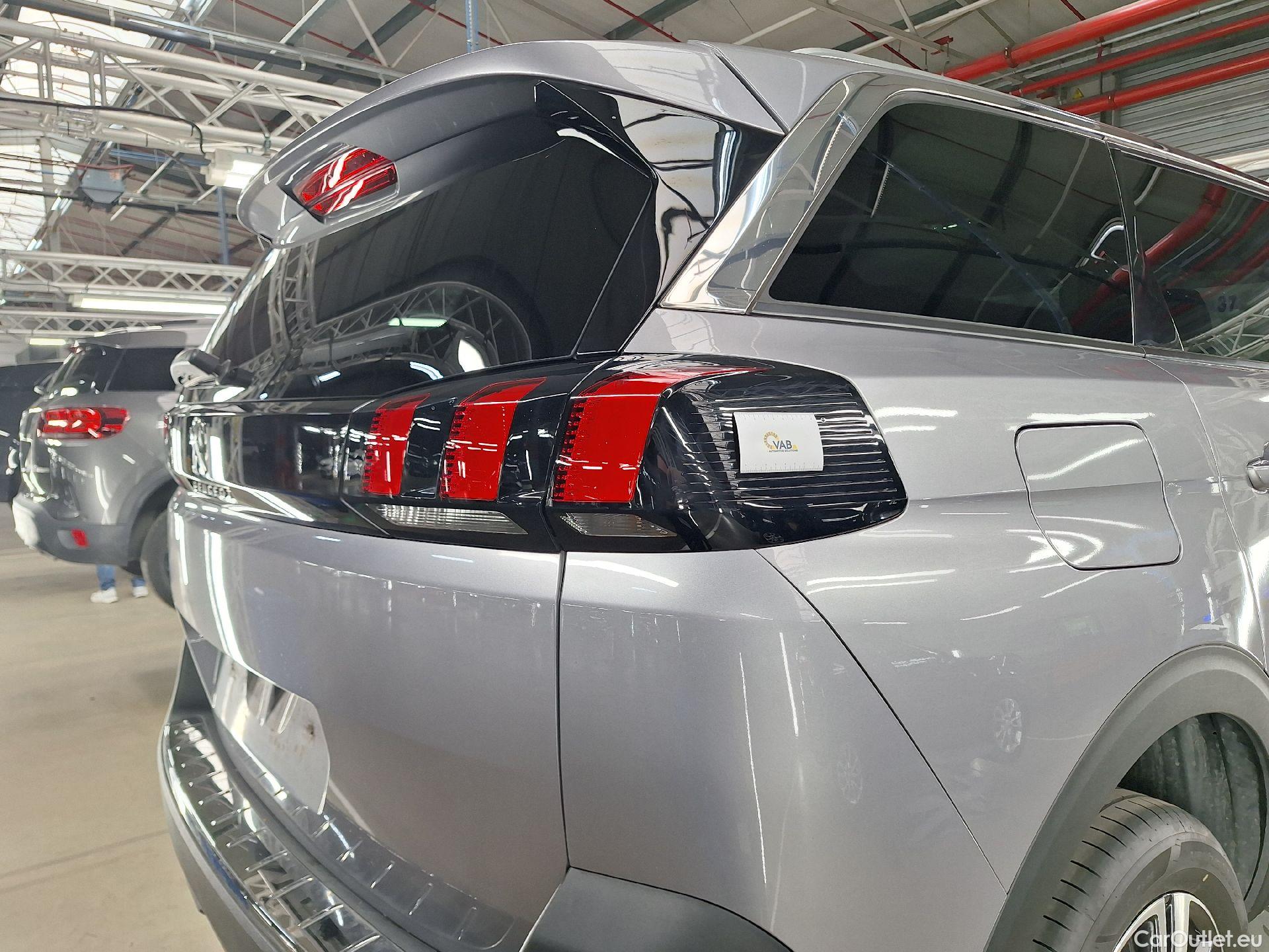  Peugeot  5008 Peugeot,  '16, Peugeot  1.5 BlueHDi 96kW S&S Allure 5d 7pl #29