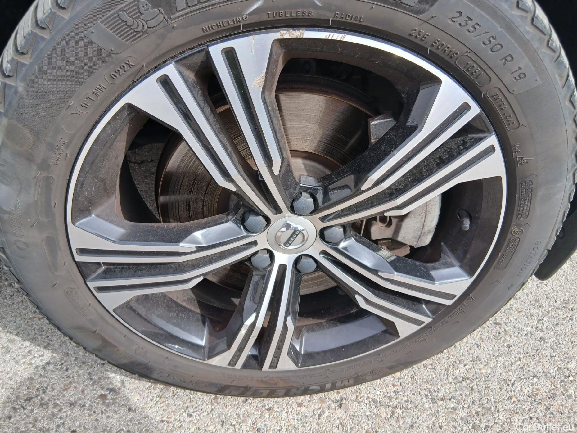  Volvo  XC 40 VOLVO XC40 / 2017 / 5P / todoterreno 1.5 T5 Twin Recharge Inscription Auto #26