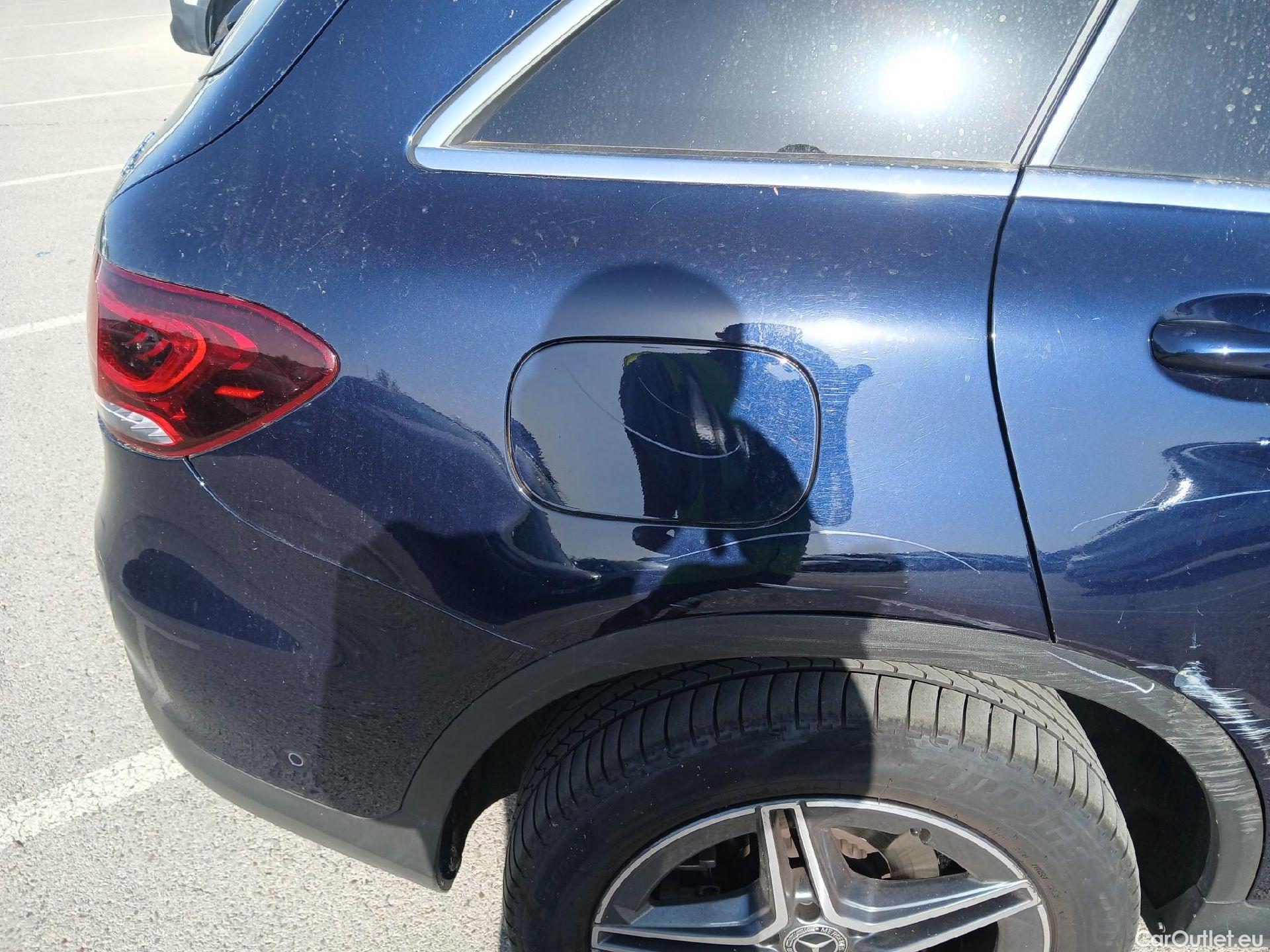  Mercedes  G-Klasee MERCEDES-BENZ Clase GLC / 2019 / 5P / todoterreno GLC 300 de 4MATIC #26