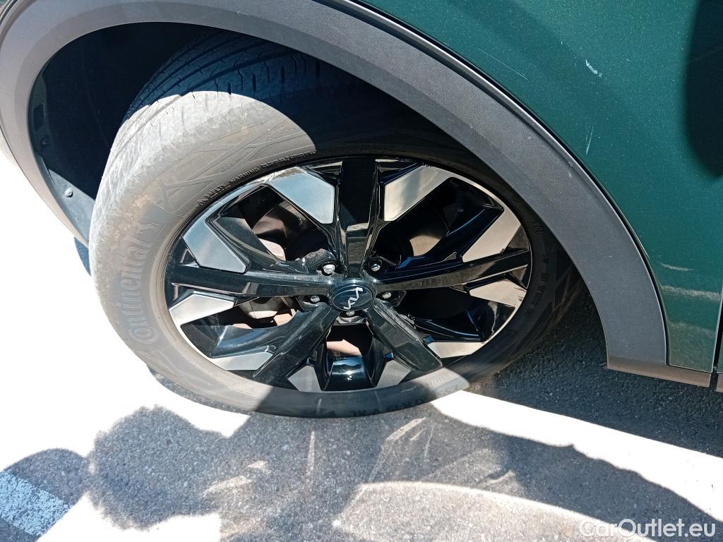  KIA  Sportage KIA  / 2022 / 5P / todoterreno 1.6 T-GDi PHEV 198kW (265CV) Drive 4X4 #10
