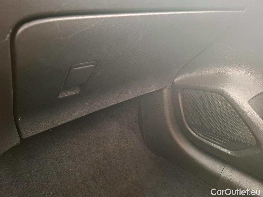  Peugeot  208  Premium 1.5 HDi 100CV BVM6 E6d #21