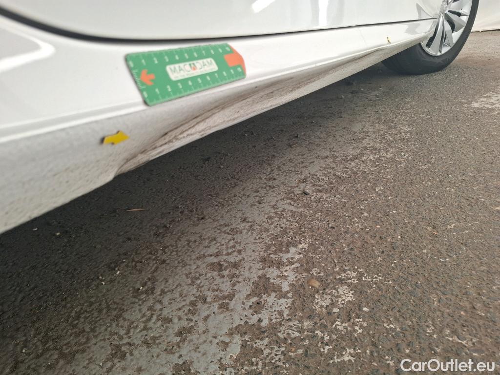  Peugeot  208  Premium 1.5 HDi 100CV BVM6 E6d #2