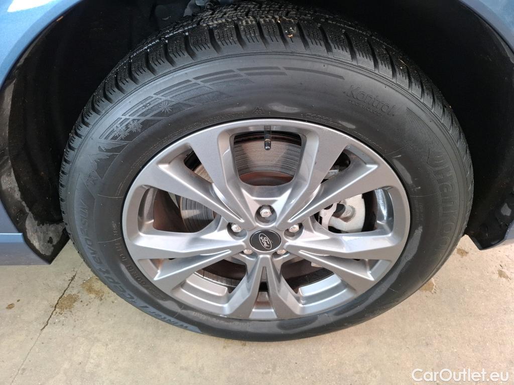  Ford  Kuga FORD  / 2019 / 5P / SUV 2.5 Duratec 225 ch PHEV eCVT St Line X #38