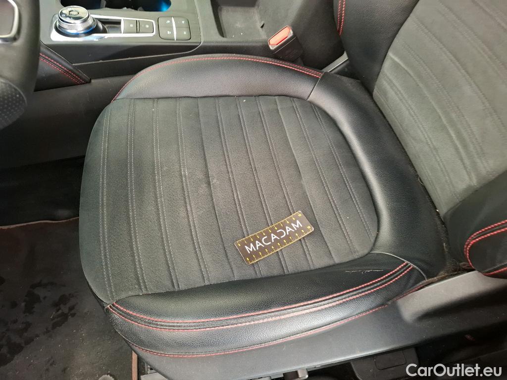  Ford  Kuga FORD  / 2019 / 5P / SUV 2.5 Duratec 225 ch PHEV eCVT St Line X #14
