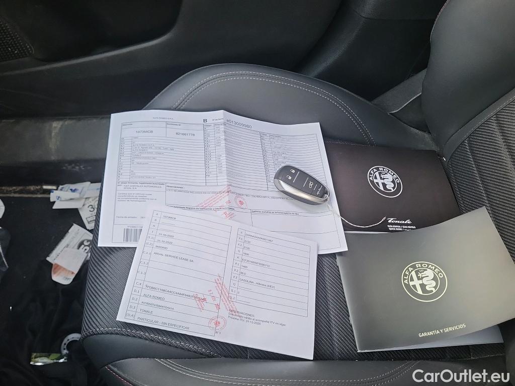  Alfa Romeo  TONALE Alfa Romeo  / 2022 / 5P / todoterreno 1.5 MHEV GASOLINA 130 CV SPRINT FWD #6