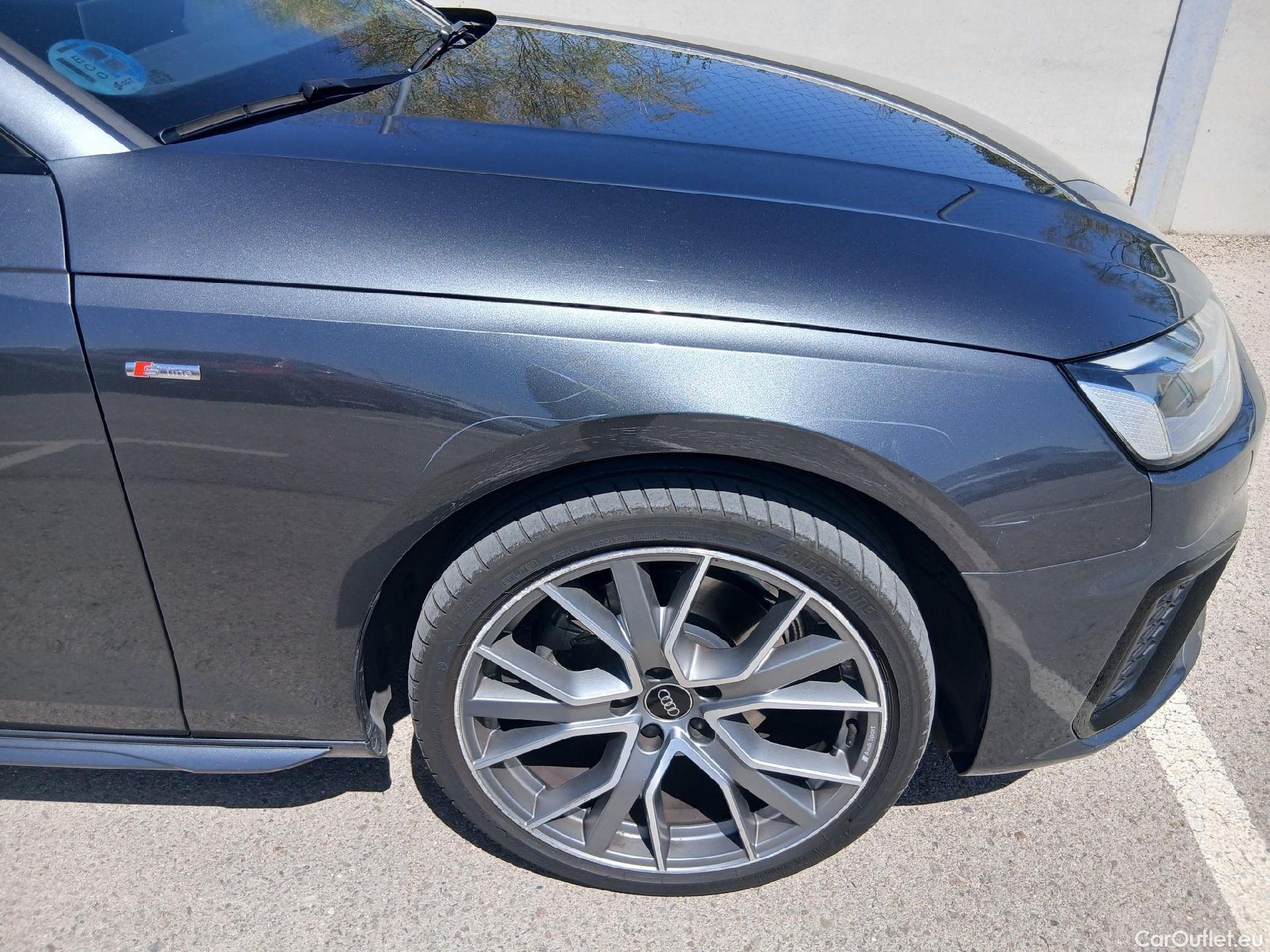  Audi  A4  Avant 30 TDI Black line edition Black Edition 2.0 TDI 135CV AT7 E6d #56
