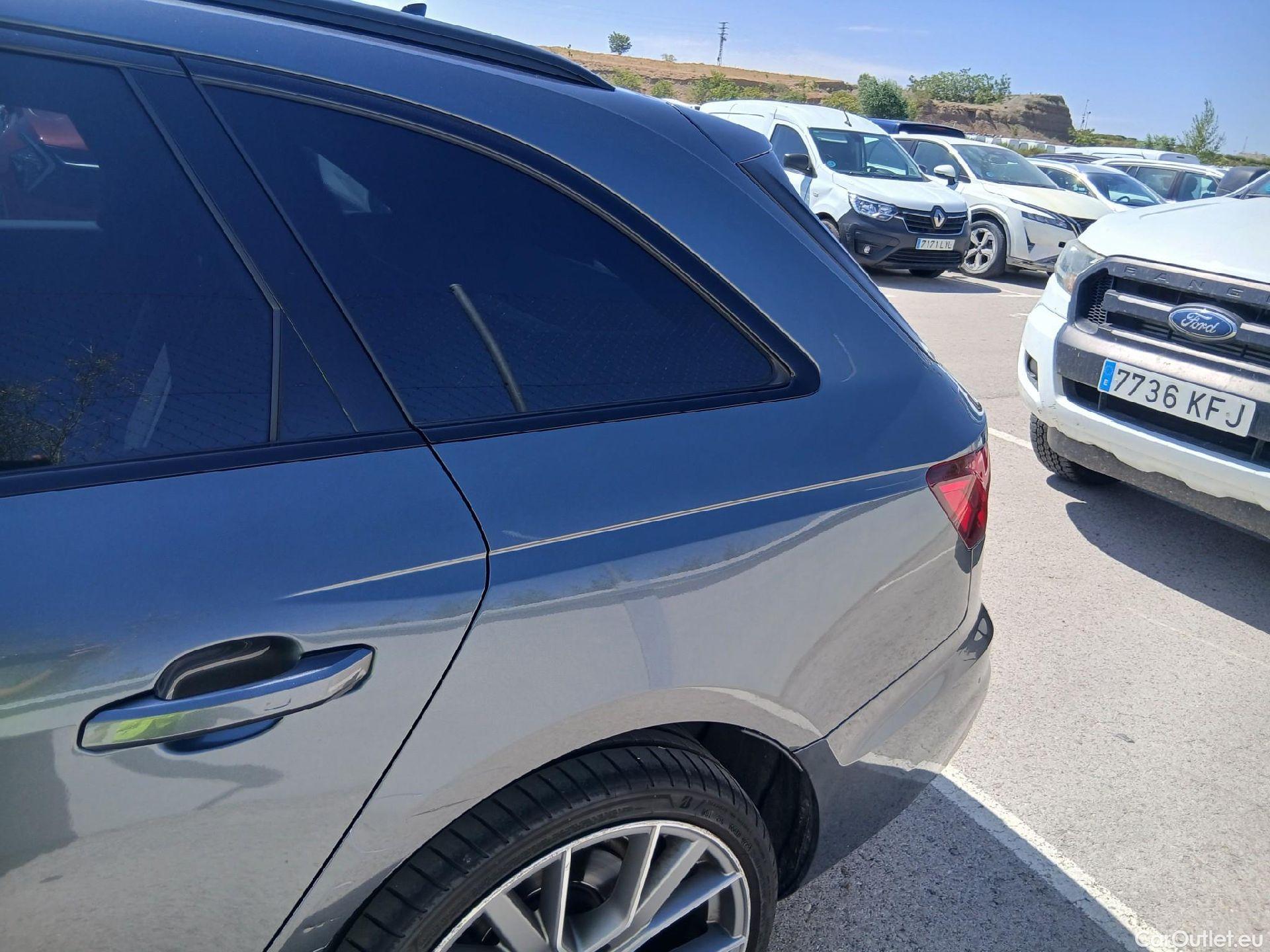  Audi  A4  Avant 30 TDI Black line edition Black Edition 2.0 TDI 135CV AT7 E6d #21