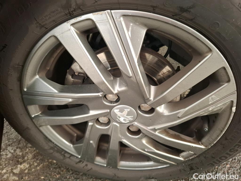  Peugeot  208 PEUGEOT  / 2019 / 5P / Berline Puretech 75 S&S Active Business #19