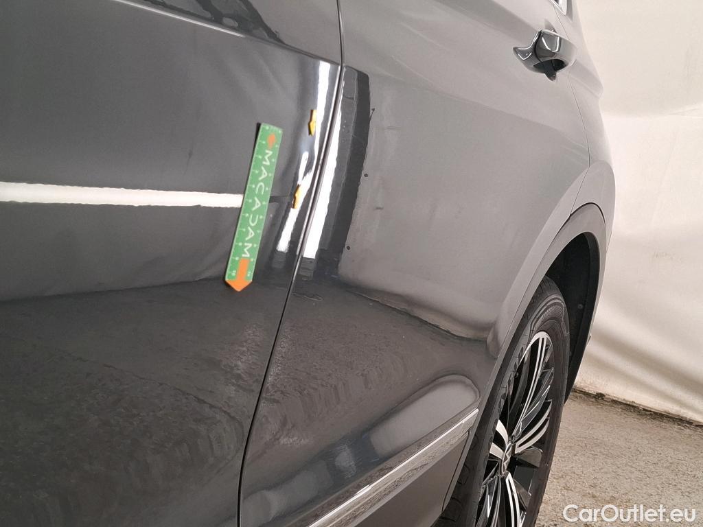  Volkswagen  Tiguan VOLKSWAGEN  / 2020 / 5P / SUV 1.4 eHybrid 245 DSG6 Elegance #20