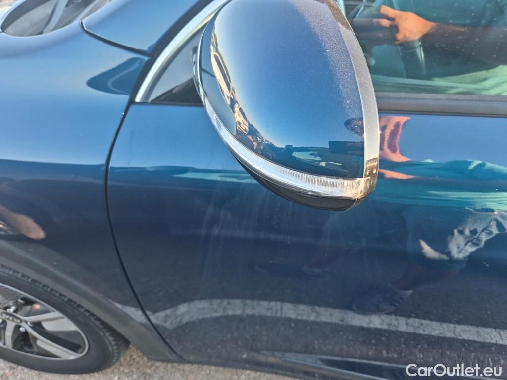  KIA  Niro KIA  / 2019 / 5P / crossover 1.6 GDi HEV 104kW (141CV) Drive #22