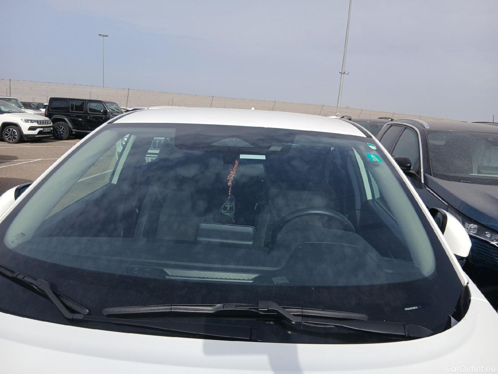  Nissan  Qashqai NISSAN  / 2021 / 5P / todoterreno DIG-T 103kW (140CV) mHEV 4x2 Acenta #8