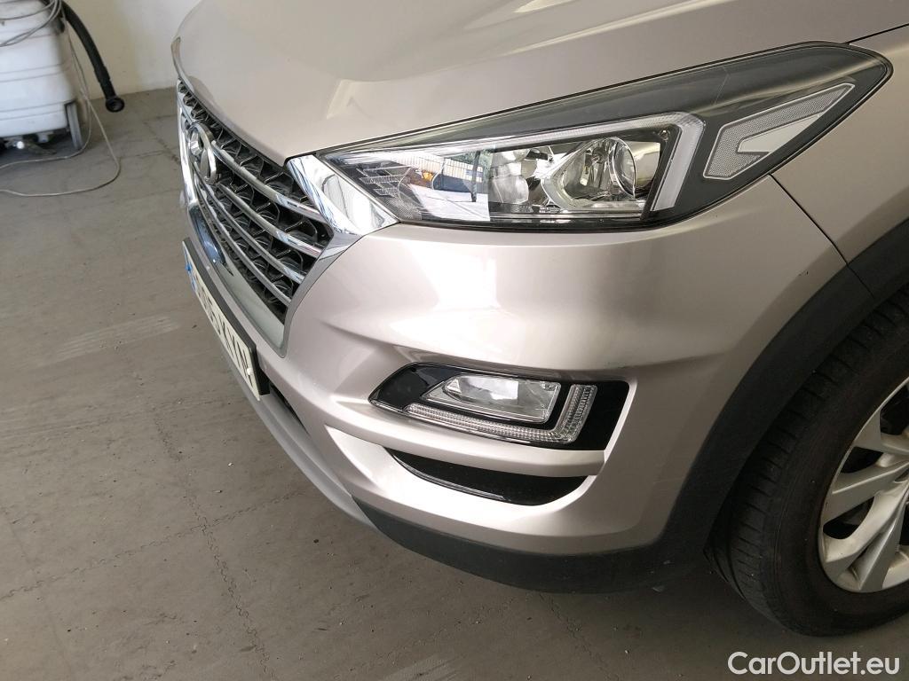  Hyundai  Tucson HYUNDAI  / 2018 / 5P / todoterreno  CRDI 1.6 116CV 48V 4X2 SLE SKY(SL)(SP) #10