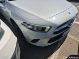  Mercedes  A-Klasse MERCEDES-BENZ Clase A / 2018 / 5P / berlina con portón A 250 e #16