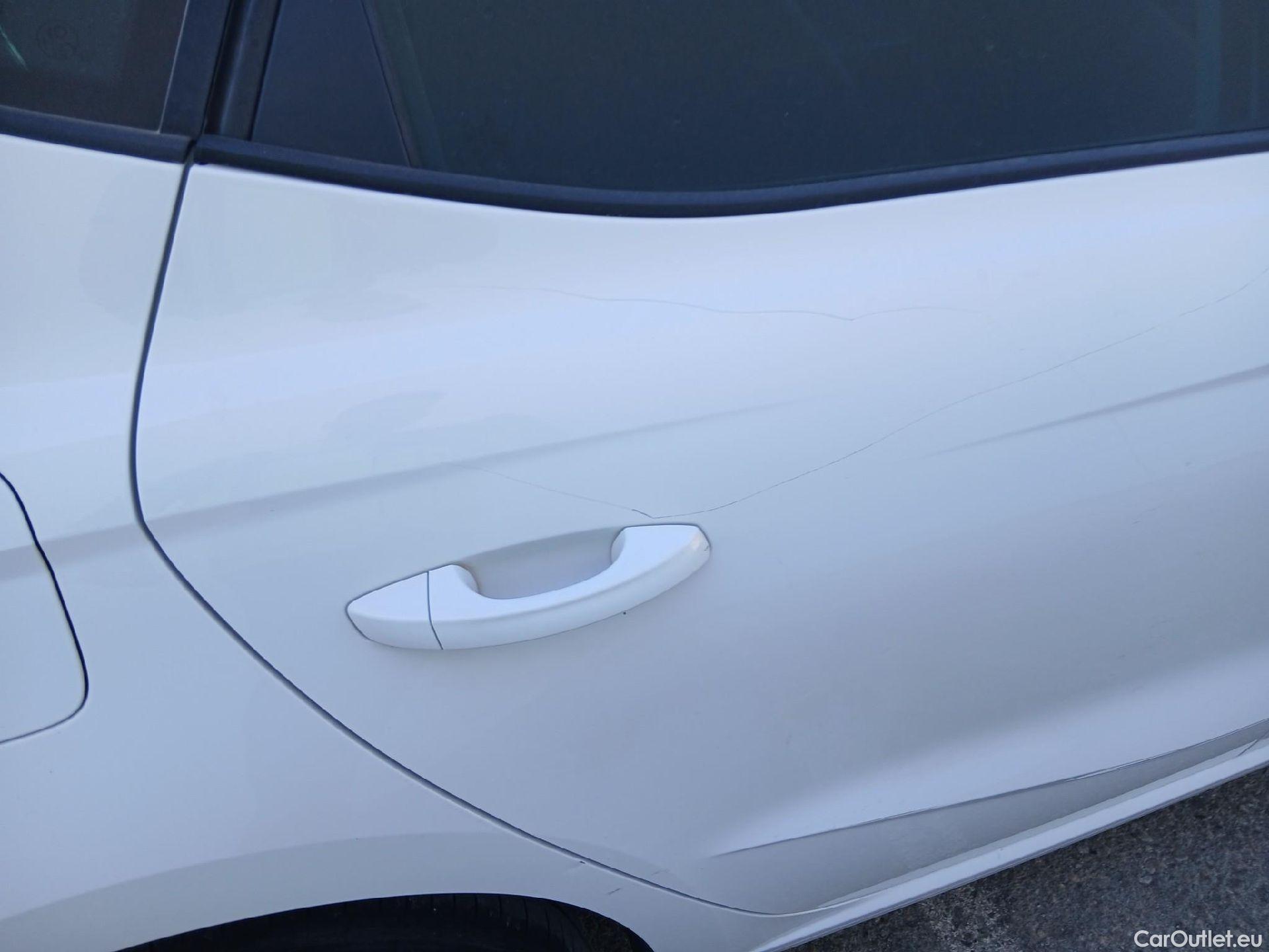  Seat  Ibiza SEAT  / 2017 / 5P / berlina con portón 1.0 TSI 81kW (110CV) Style Plus (AC2) #18