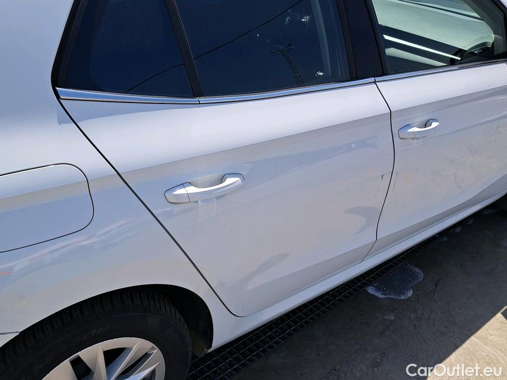  Skoda  Fabia SKODA  / 2021 / 5P / berlina con portón 1.0 TSI 70KW (95CV) Emotion (AC) #11