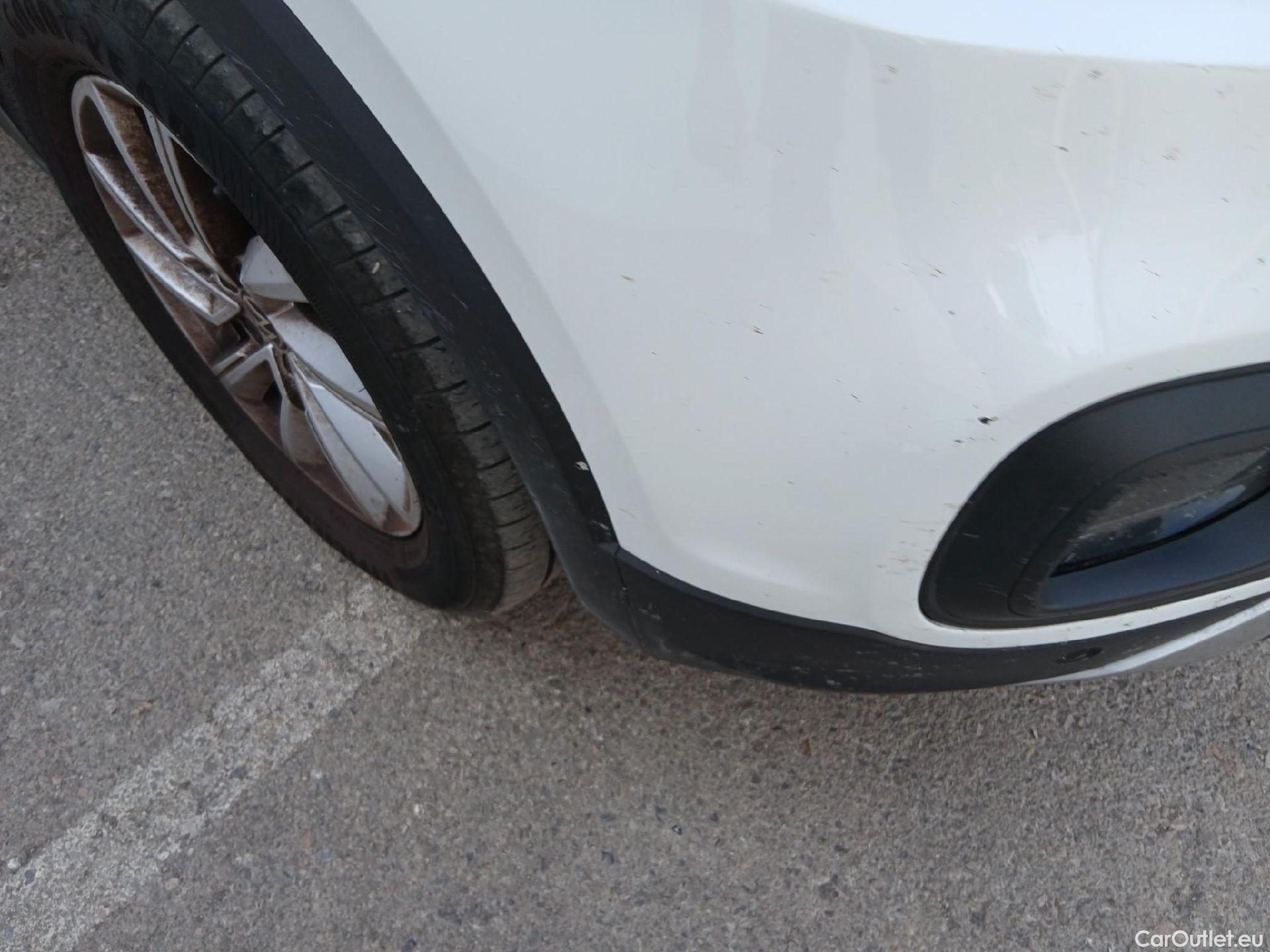  Volkswagen  T-CROSS VOLKSWAGEN  / 2018 / 5P / todoterreno Advance 1.0 TSI 81kW (110CV) DSG #3