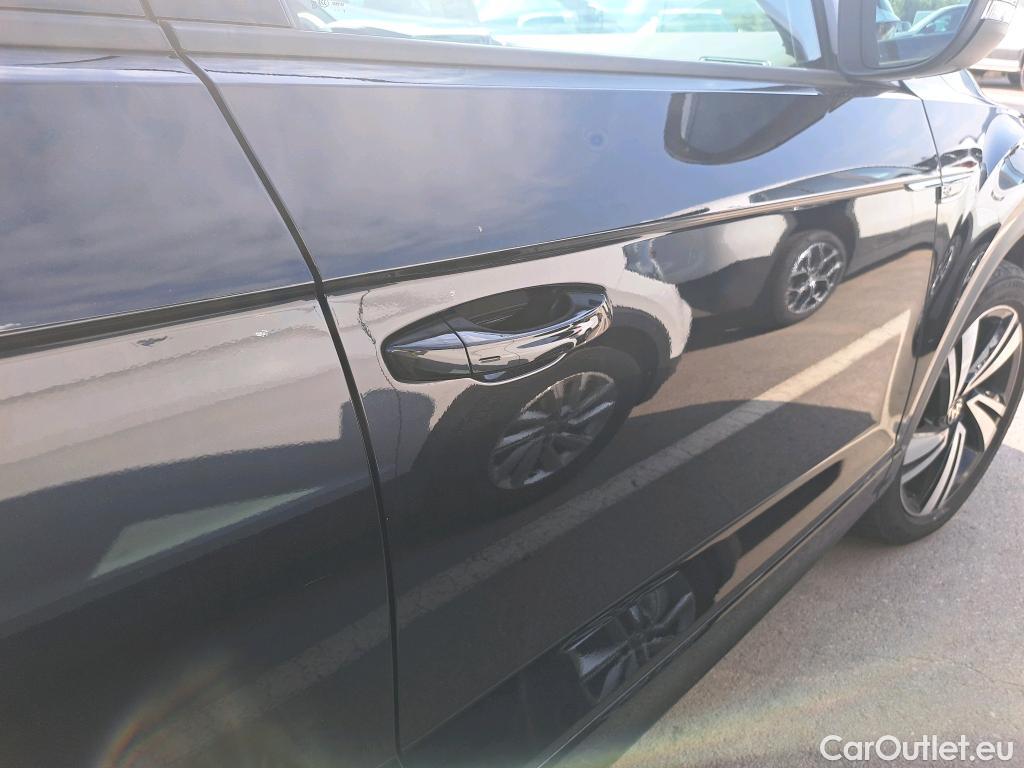  Volkswagen  T-ROC VOLKSWAGEN  / 2021 / 5P / todoterreno R-Line 2.0 TDI 110kW (150CV) DSG #13