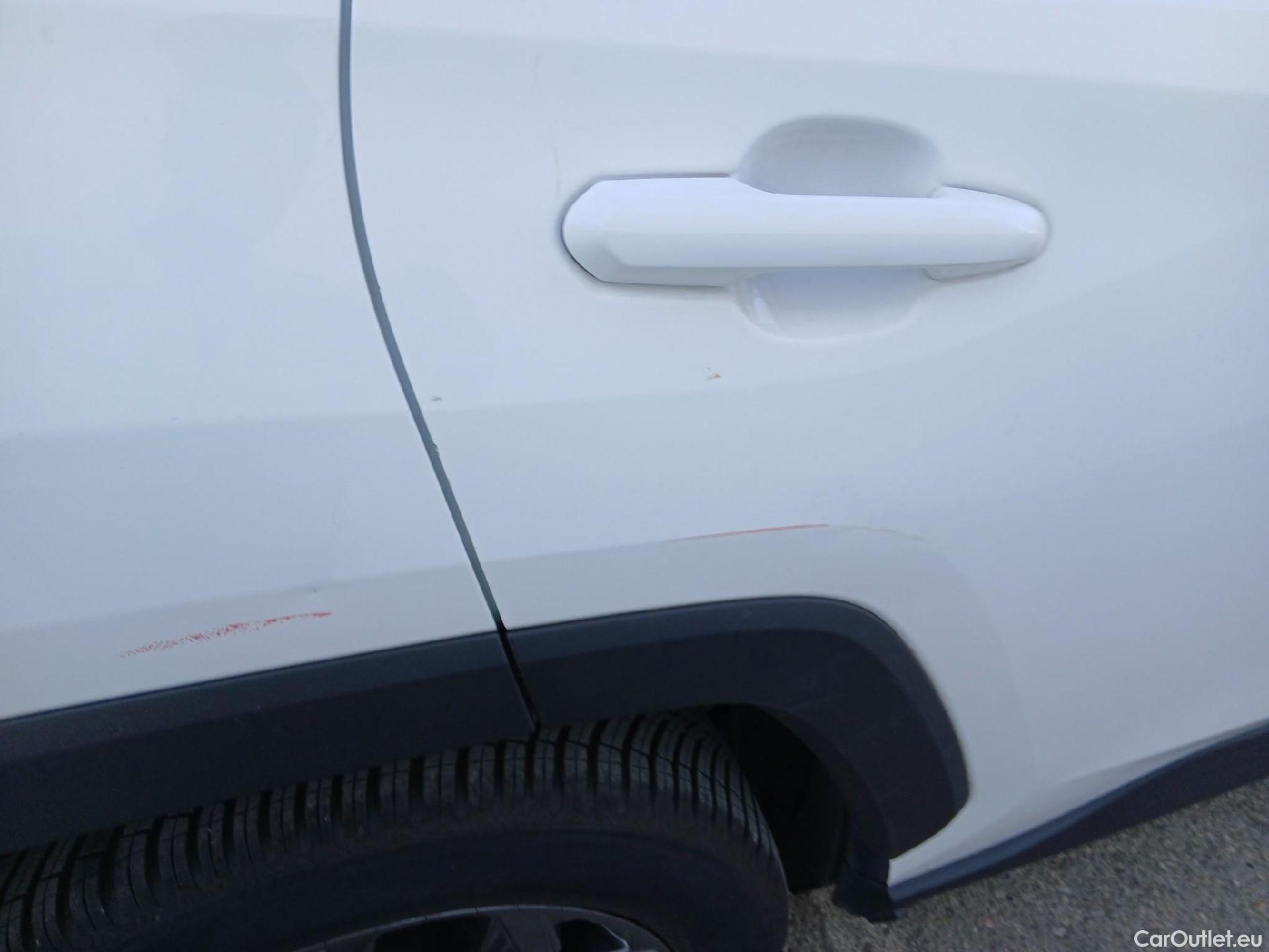 Toyota  RAV4 TOYOTA  / 2018 / 5P / todoterreno 2.5l 220H Advance #20