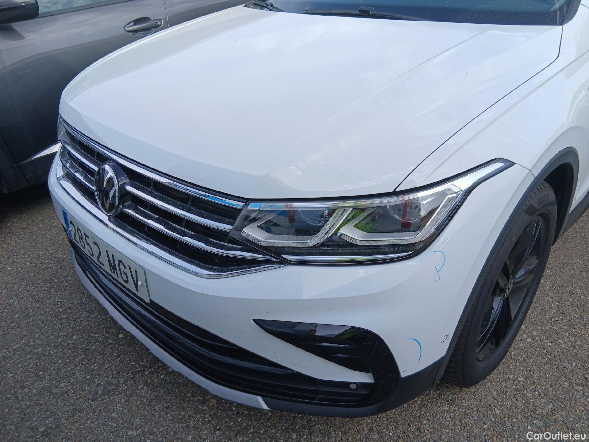  Volkswagen  Tiguan VOLKSWAGEN  / 2020 / 5P / todoterreno Urban Sport 1.5 TSI 110kW (150CV) DSG (CM) #6