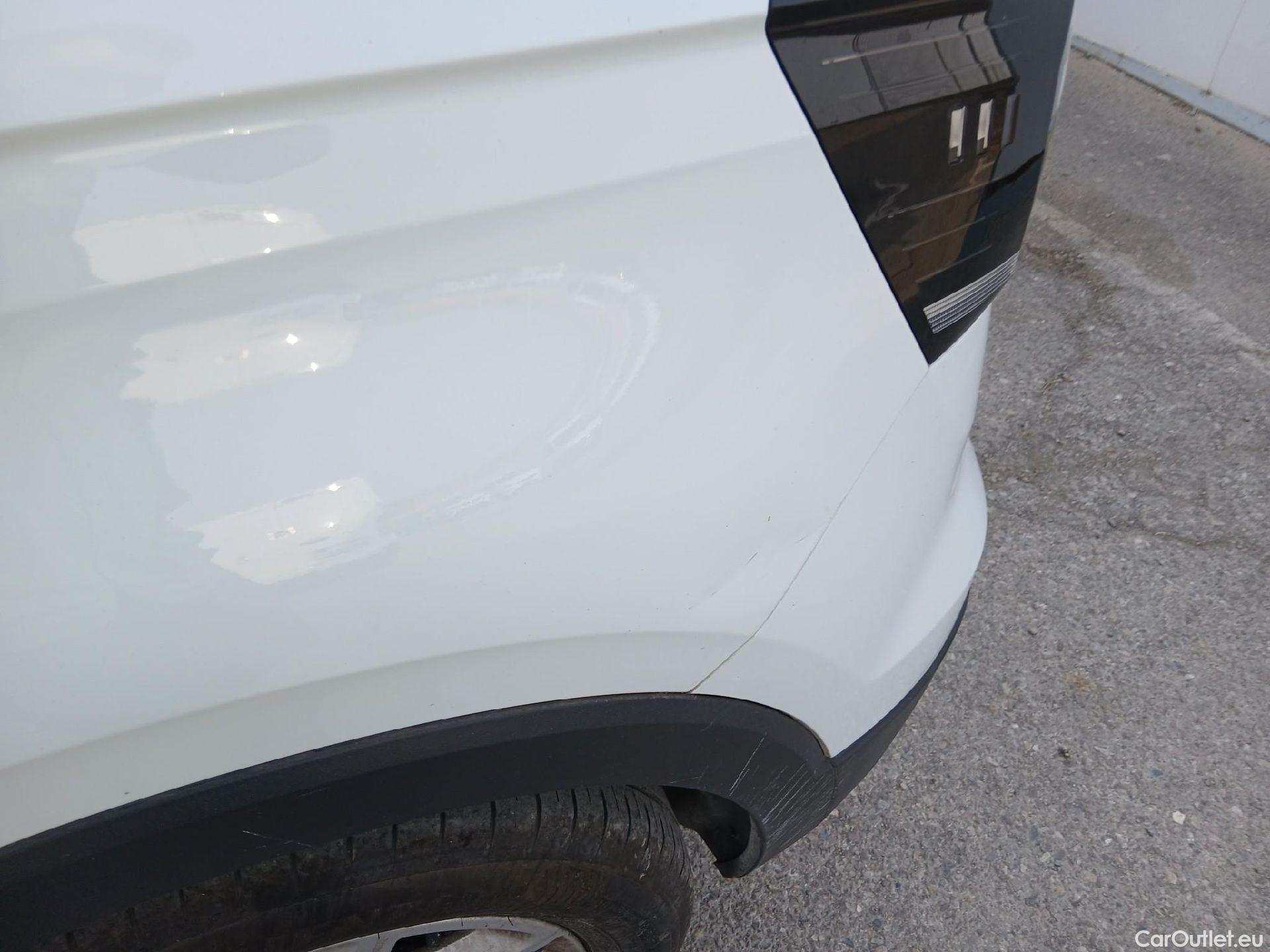  Volkswagen  T-CROSS VOLKSWAGEN  / 2018 / 5P / todoterreno Advance 1.0 TSI 81kW (110CV) DSG #10