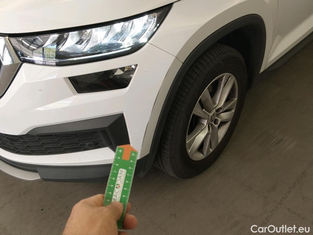  Skoda  Kodiaq SKODA  / 2021 / 5P / todoterreno 2.0 TDI 110KW (150cv) DSG 4x2 Ambition #26
