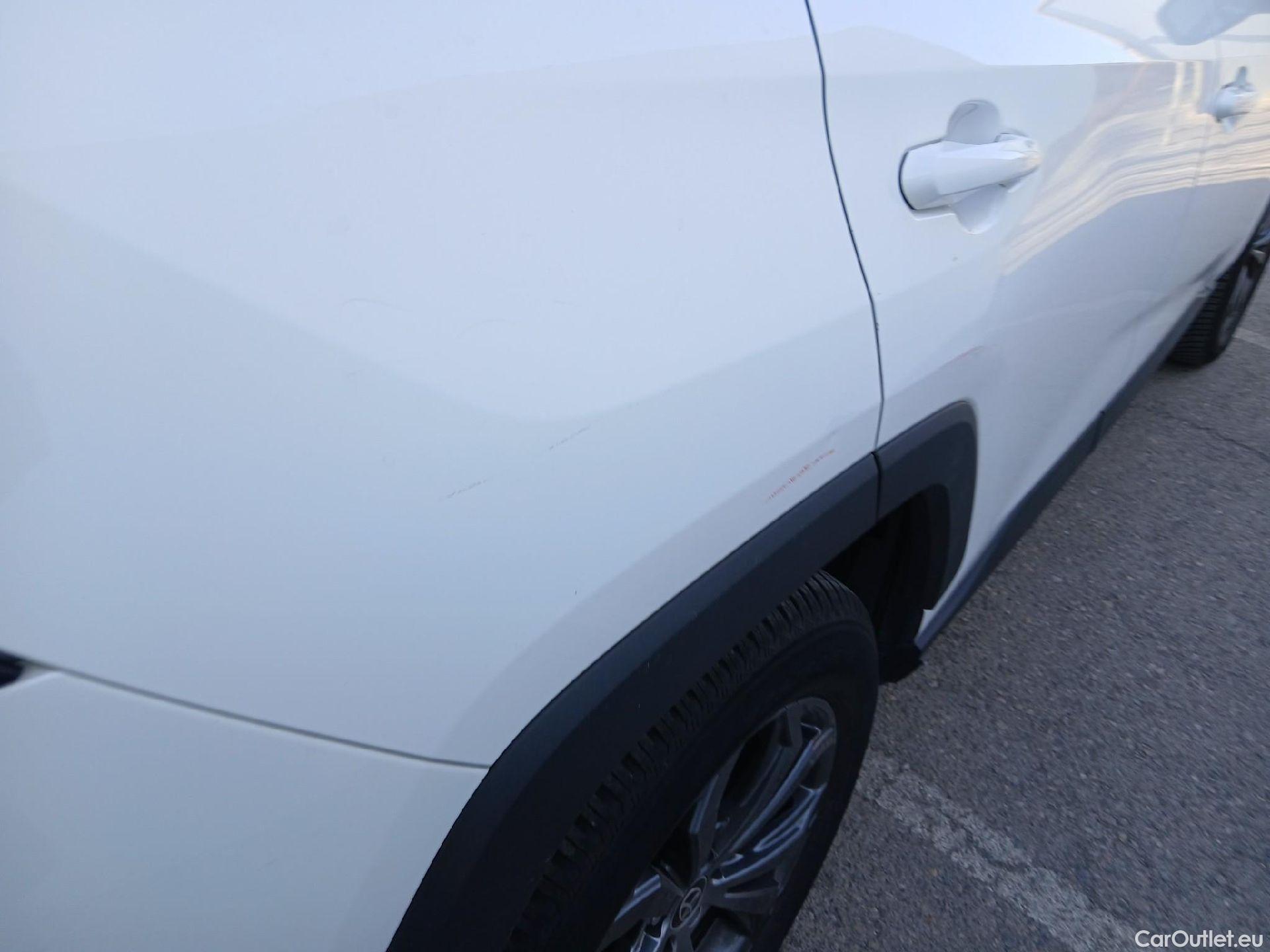  Toyota  RAV4 TOYOTA  / 2018 / 5P / todoterreno 2.5l 220H Advance #17
