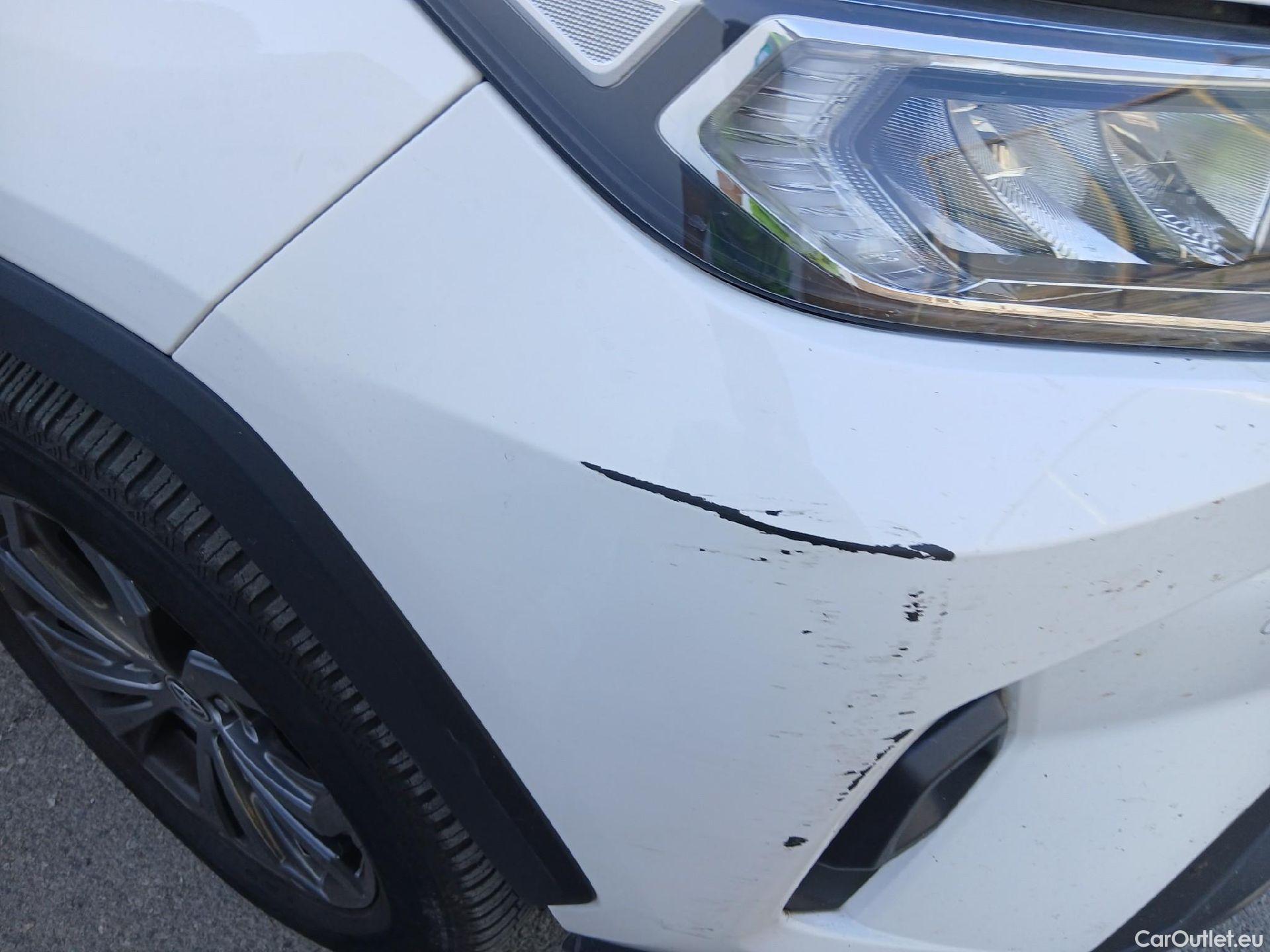  Toyota  RAV4 TOYOTA  / 2018 / 5P / todoterreno 2.5l 220H Advance #2