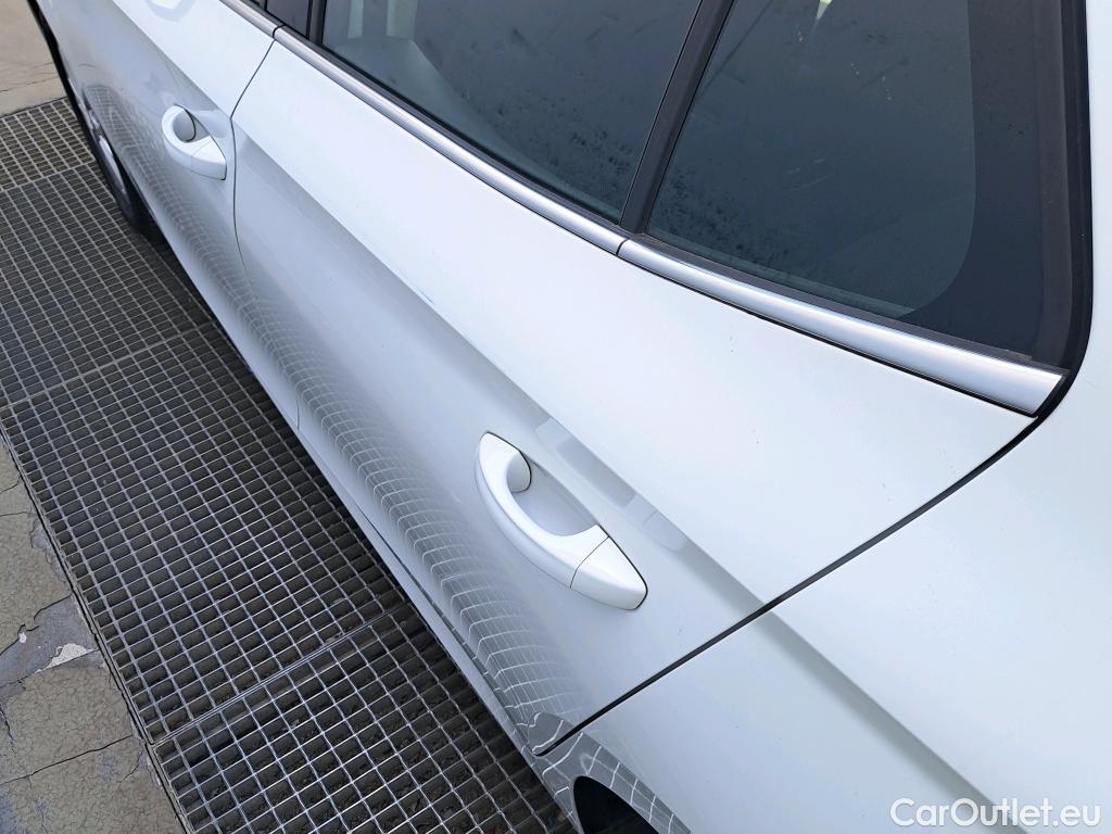  Skoda  Fabia SKODA  / 2021 / 5P / berlina con portón 1.0 TSI 70KW (95CV) Emotion (AC) #17