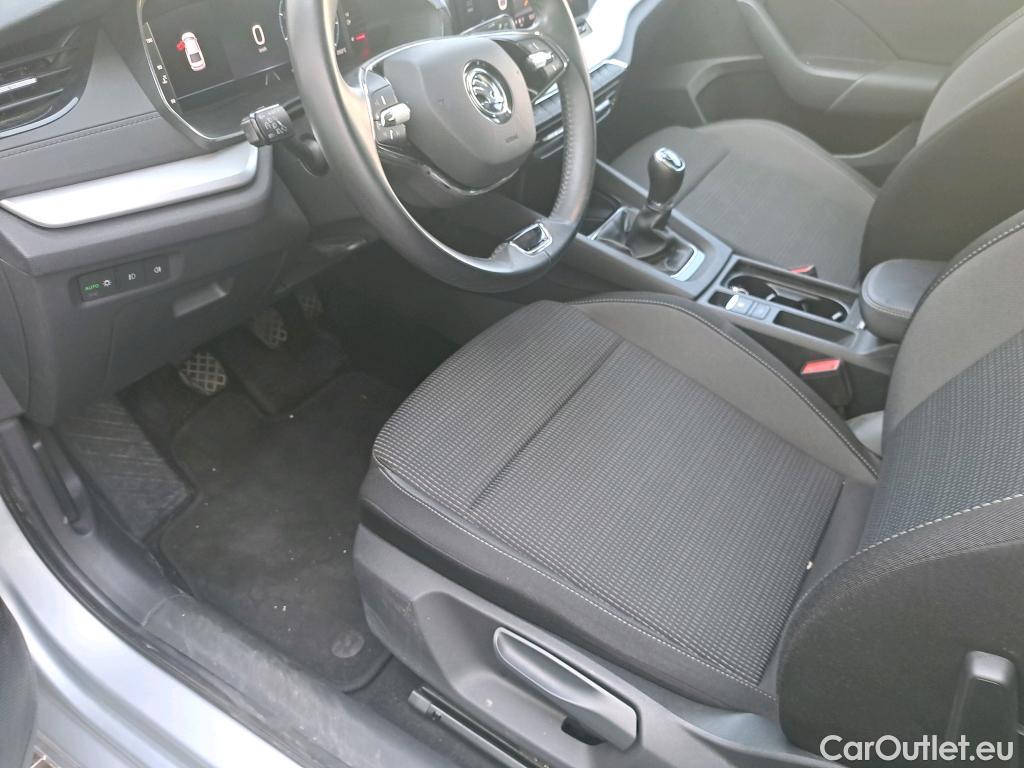  Skoda  Octavia SKODA  / 2020 / 5P / berlina con portón 2.0 TDI 85kW (115 CV) Manual Ambition #13