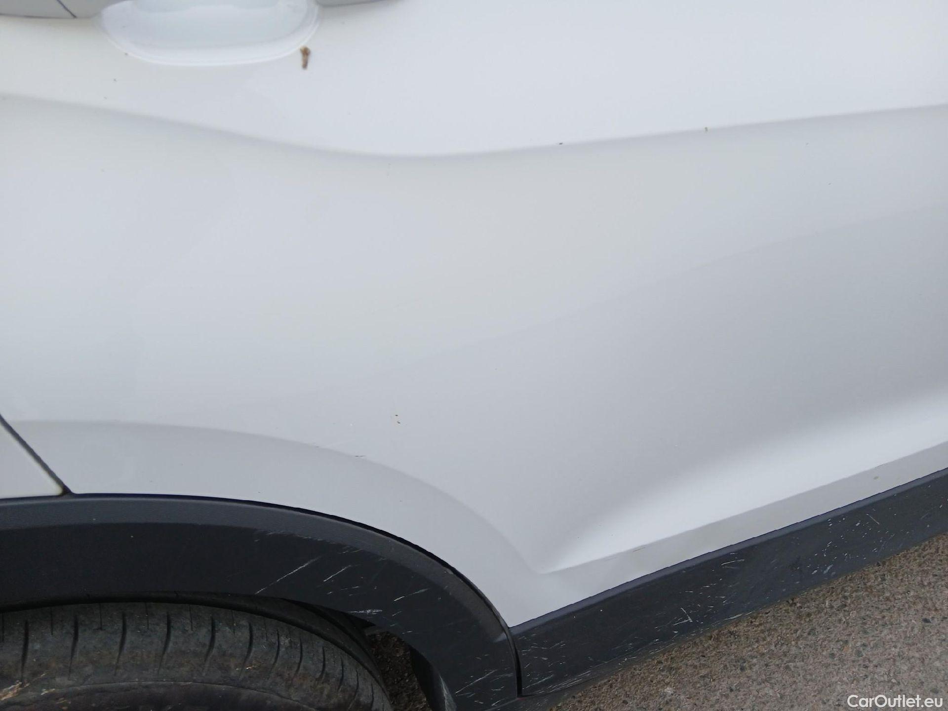  Volkswagen  T-CROSS VOLKSWAGEN  / 2018 / 5P / todoterreno Advance 1.0 TSI 81kW (110CV) DSG #18