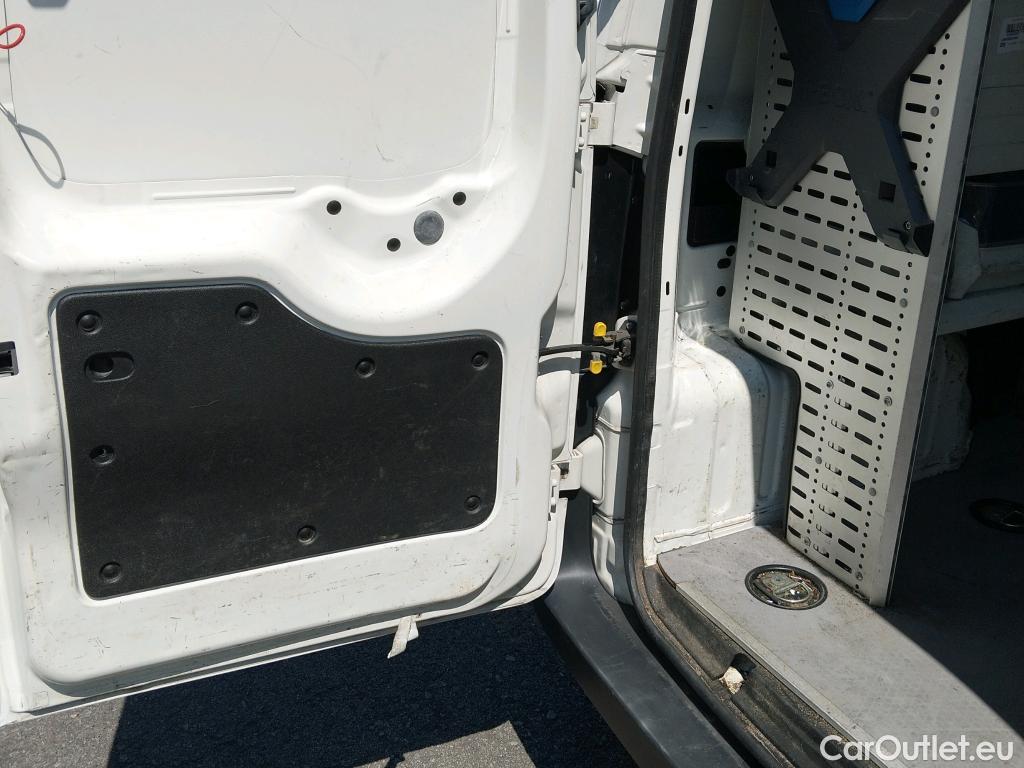  Fiat  Fiorino FIAT  / 2016 / 3P / furgón derivado de turismo Cargo Base 1.3 Mjet 59kW (80CV) E6 #5