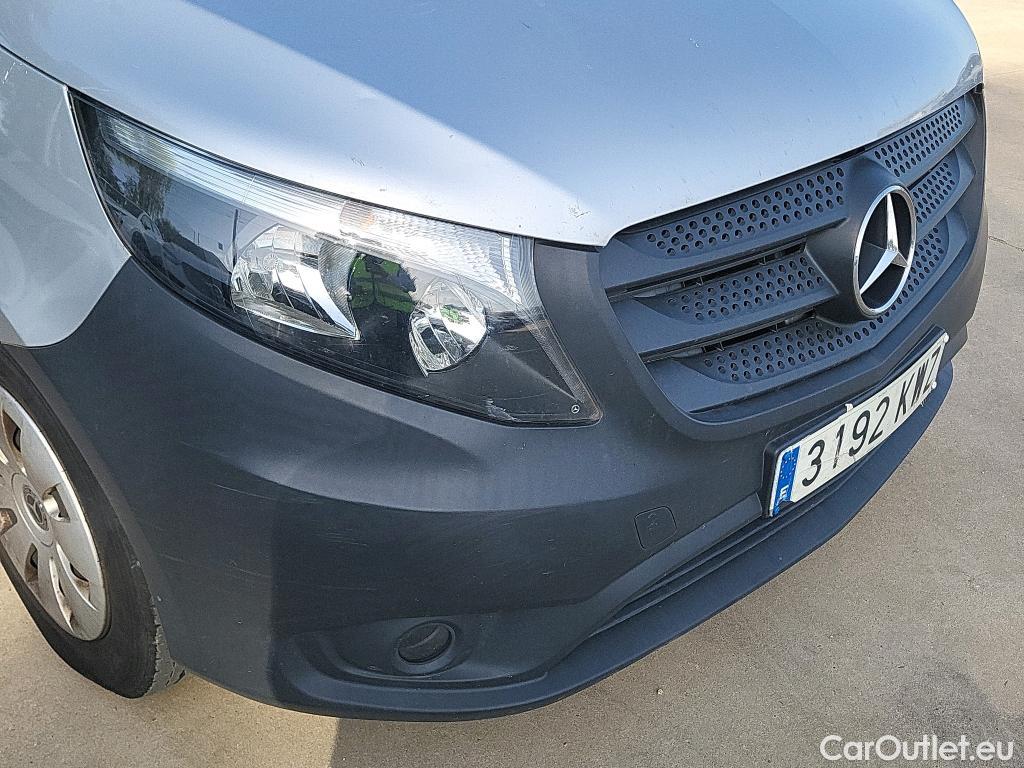  Mercedes  Vito MERCEDES-BENZ  / 2014 / 4P / furgón 111 CDI Larga #19