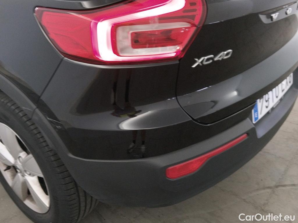  Volvo  XC 40 VOLVO XC40 / 2017 / 5P / todoterreno 1.5 T2 Momentum Core Auto #20