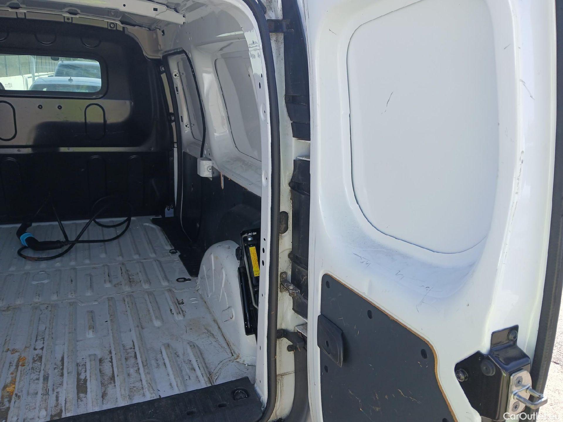  Renault  Kangoo RENAULT  Z.E./2013/3P/furgón derivado de turismo Z.E. Flexi #14