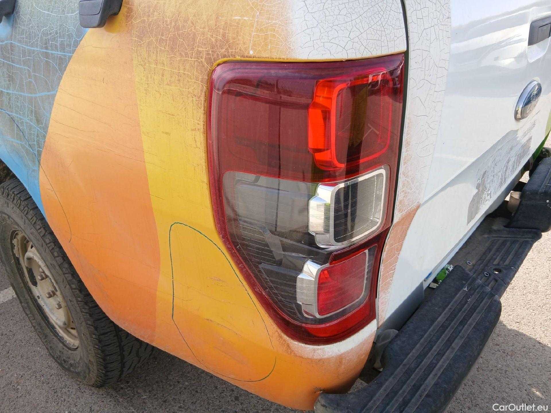  Ford  Ranger FORD  VU 2p 6G pickup 2.2 TDCi 118kW 4x4 Cab. Sencilla XL S/S #22
