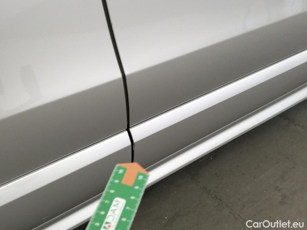  Volvo  XC90 VOLVO  / 2019 / 5P / todoterreno 2.0 B5 D AWD R-Design Auto #22
