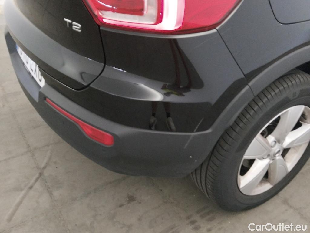  Volvo  XC 40 VOLVO XC40 / 2017 / 5P / todoterreno 1.5 T2 Momentum Core Auto #18