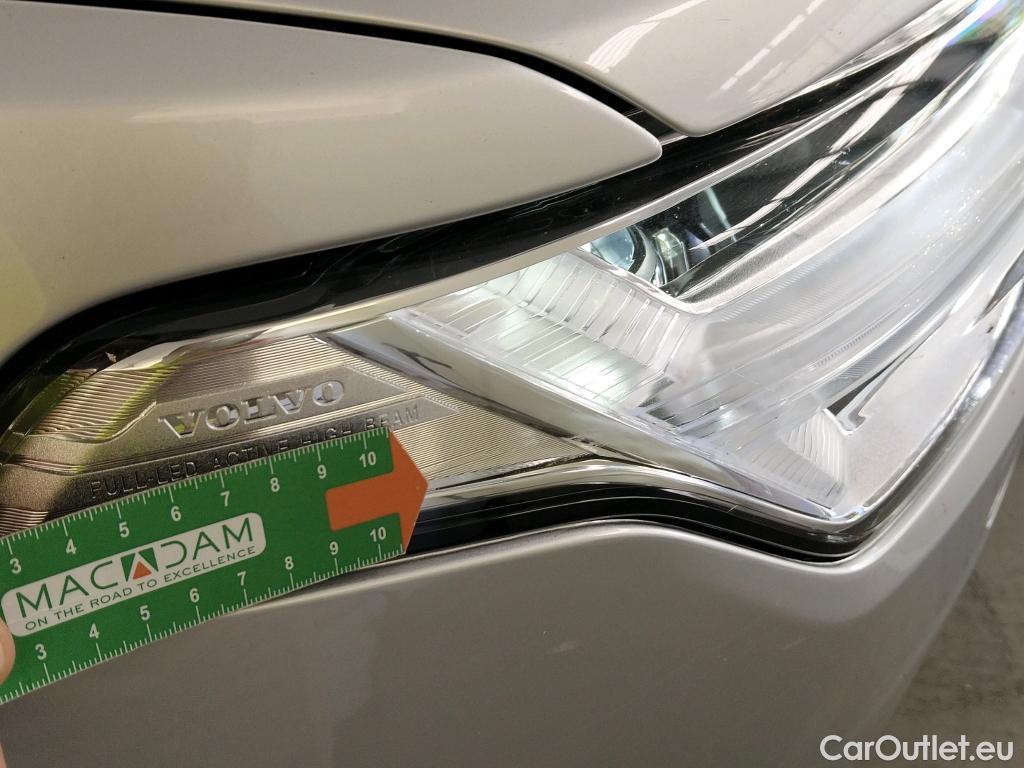  Volvo  XC90 VOLVO  / 2019 / 5P / todoterreno 2.0 B5 D AWD R-Design Auto #8