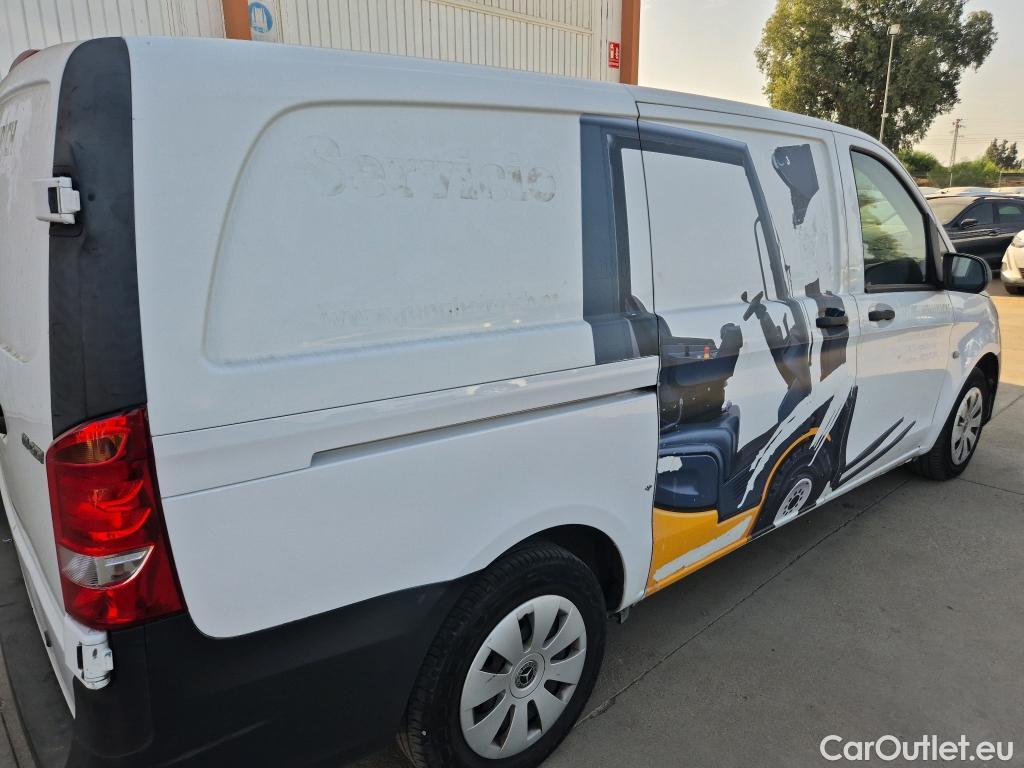  Mercedes  Vito MERCEDES-BENZ  / 2014 / 4P / furgón 111 CDI Larga #6