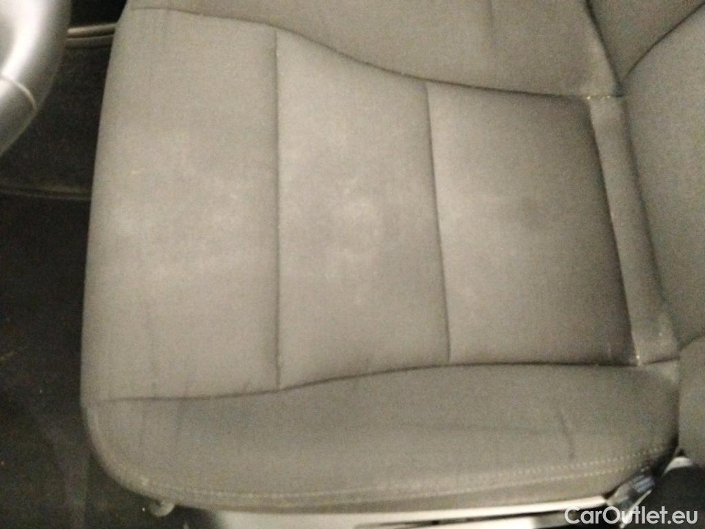  Volvo  XC 40 VOLVO XC40 / 2017 / 5P / todoterreno 1.5 T2 Momentum Core Auto #11