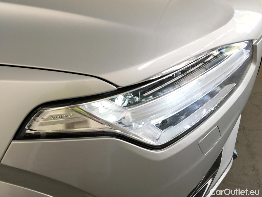  Volvo  XC90 VOLVO  / 2019 / 5P / todoterreno 2.0 B5 D AWD R-Design Auto #7