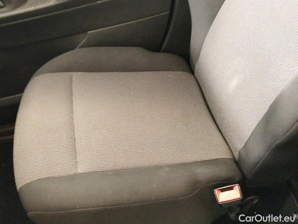  Peugeot  Partner PEUGEOT  / 2018 / 4P / furgón derivado de turismo Premium Long 1000kg BlueHDi 73kW #8