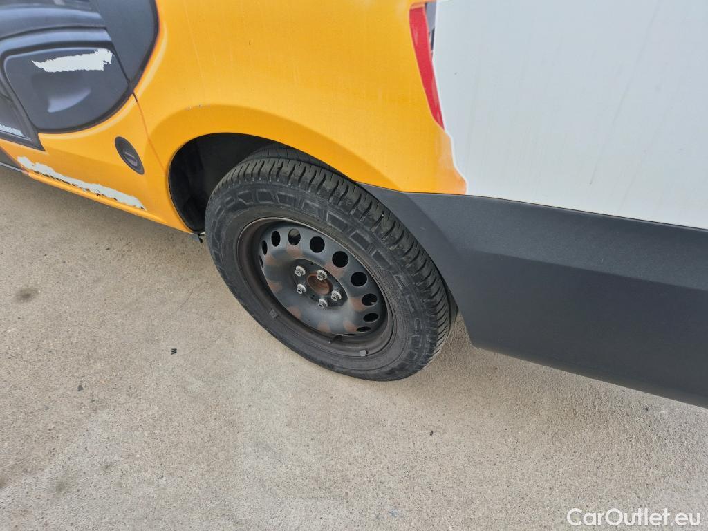  Mercedes  Vito MERCEDES-BENZ  / 2014 / 4P / furgón 111 CDI Larga #33