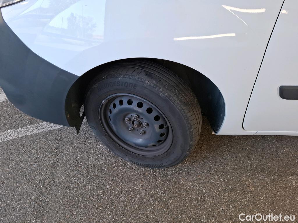  Renault  Kangoo  II Express Maxi Grand Confort 1.5 dCi 95CV BVM6 E6dT #92
