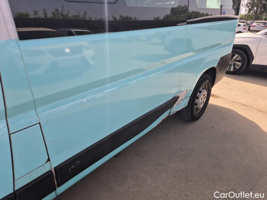  Fiat  Ducato FIAT  / 2014 / 4P / combi 35 Maxi 2.3 Mjet 110kW Combi Medio Alto #3