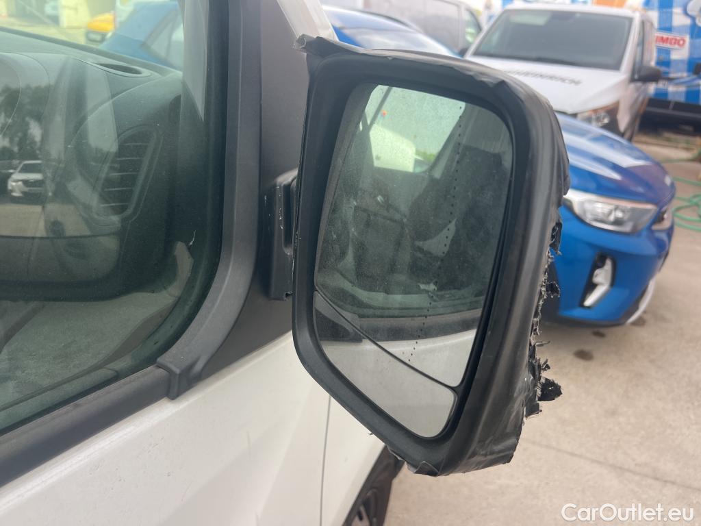  Renault  Trafic RENAULT  / 2019 / 4P / furgón Furgón 27 L1H1 Energy BluedCi 107 kW #2