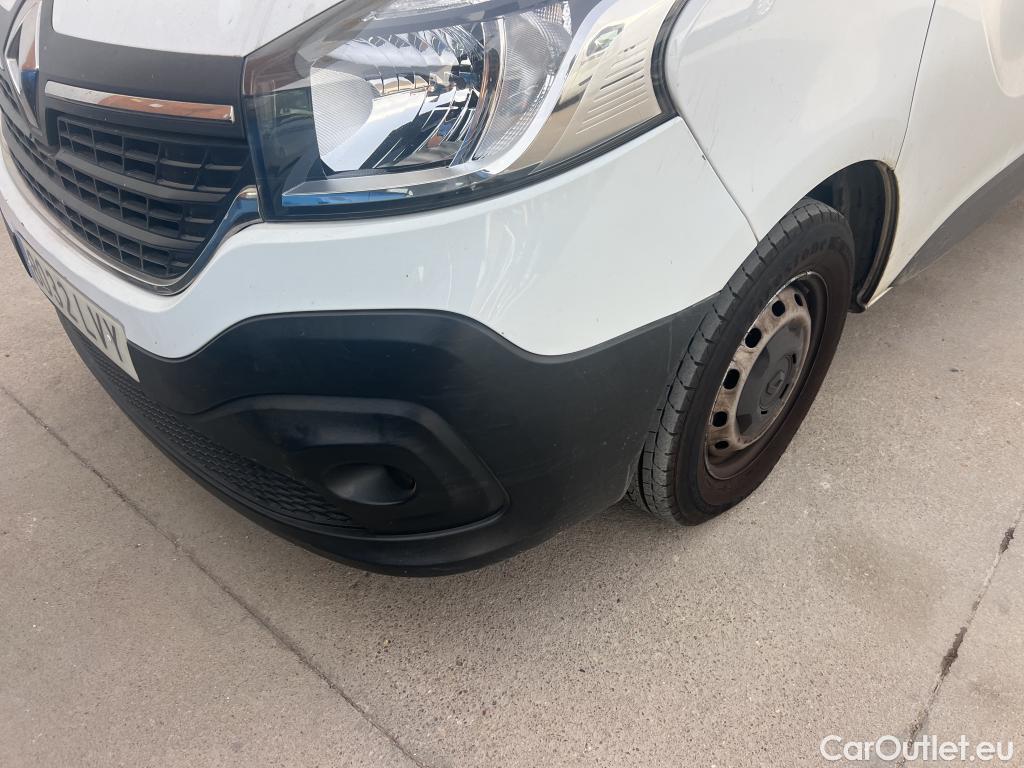  Renault  Trafic RENAULT  / 2019 / 4P / furgón Furgón 27 L1H1 Energy BluedCi 107 kW #13